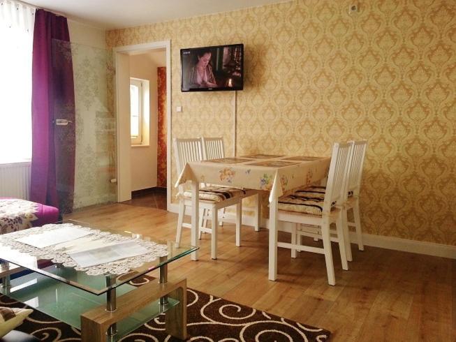 Haus Amelie Apartment Bad Salzungen Bagian luar foto