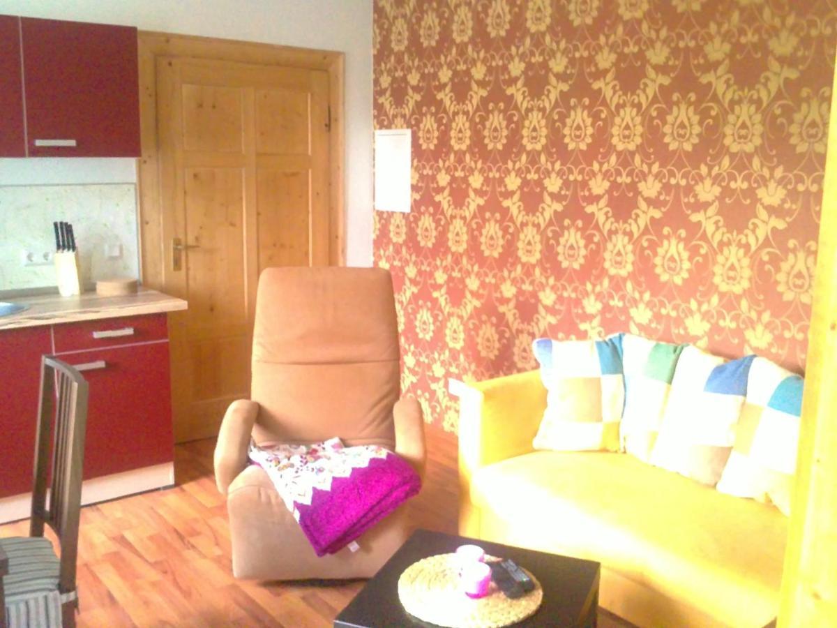 Haus Amelie Apartment Bad Salzungen Bagian luar foto